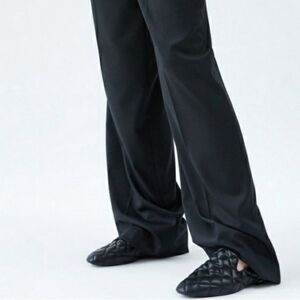 EUC | ZARA | Diamond Quilted | Black flat loafer | 7540 001 | Size: EU 42 US 11